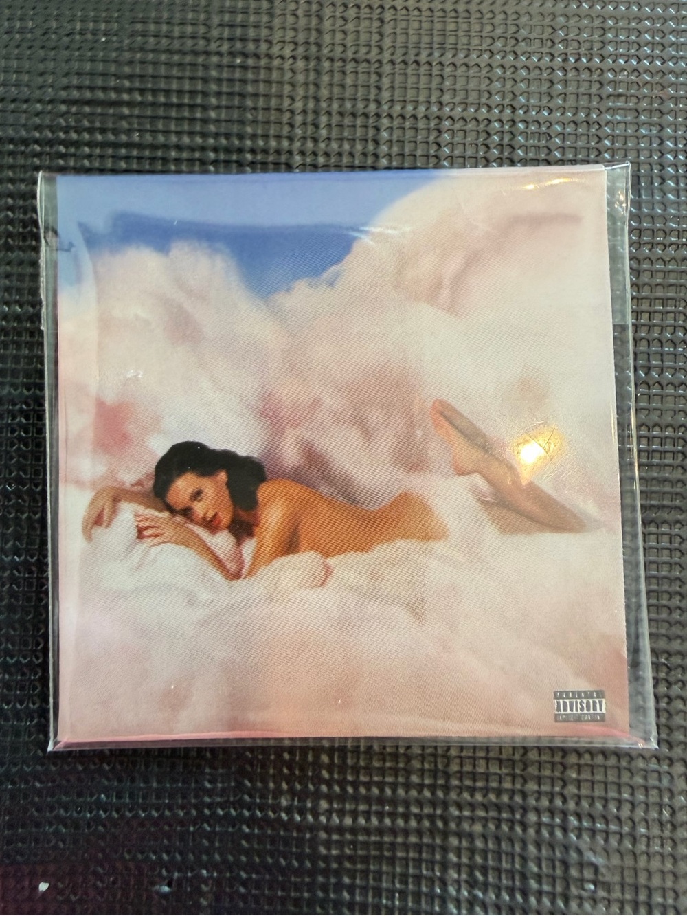 ZURU Mini Brands Really Works Vinyl – Katy Perry “Last Friday Night (T.G.I.F.)”